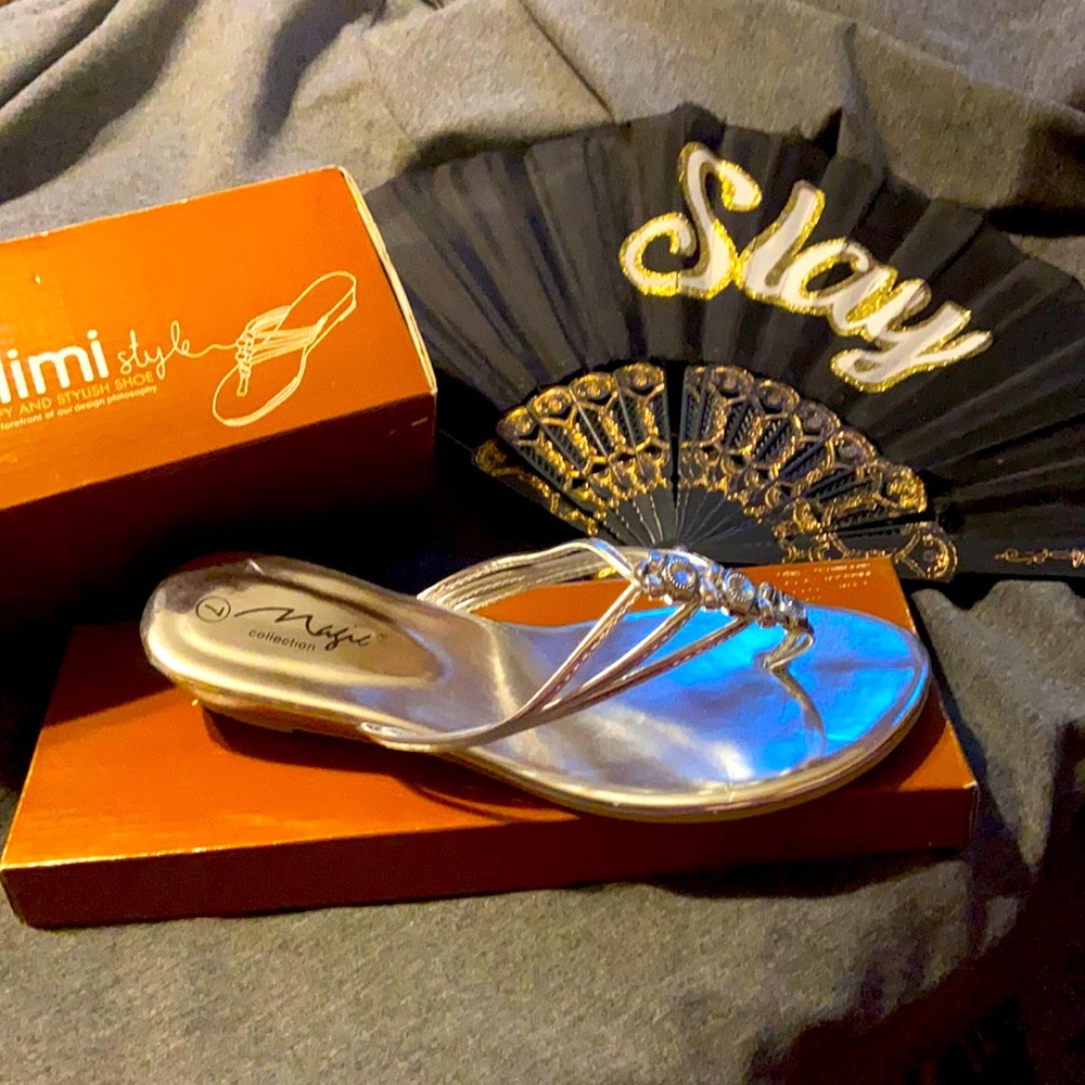 Metallic Silver Tong Sandal NWT
